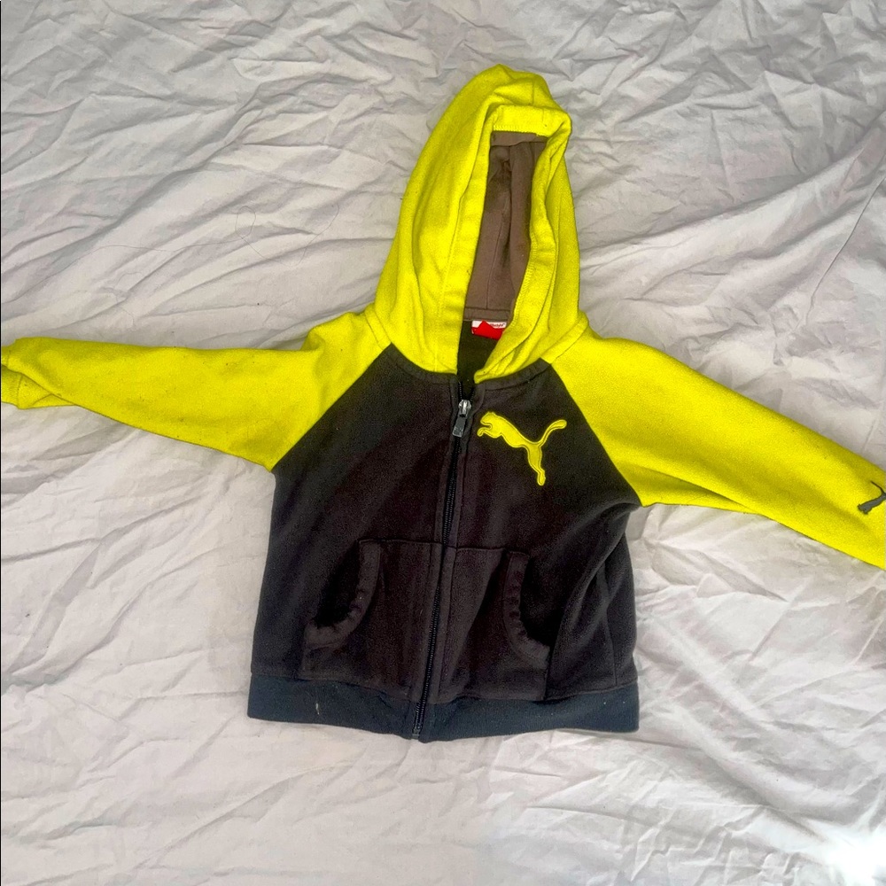 18 M Puma Sweatshirt